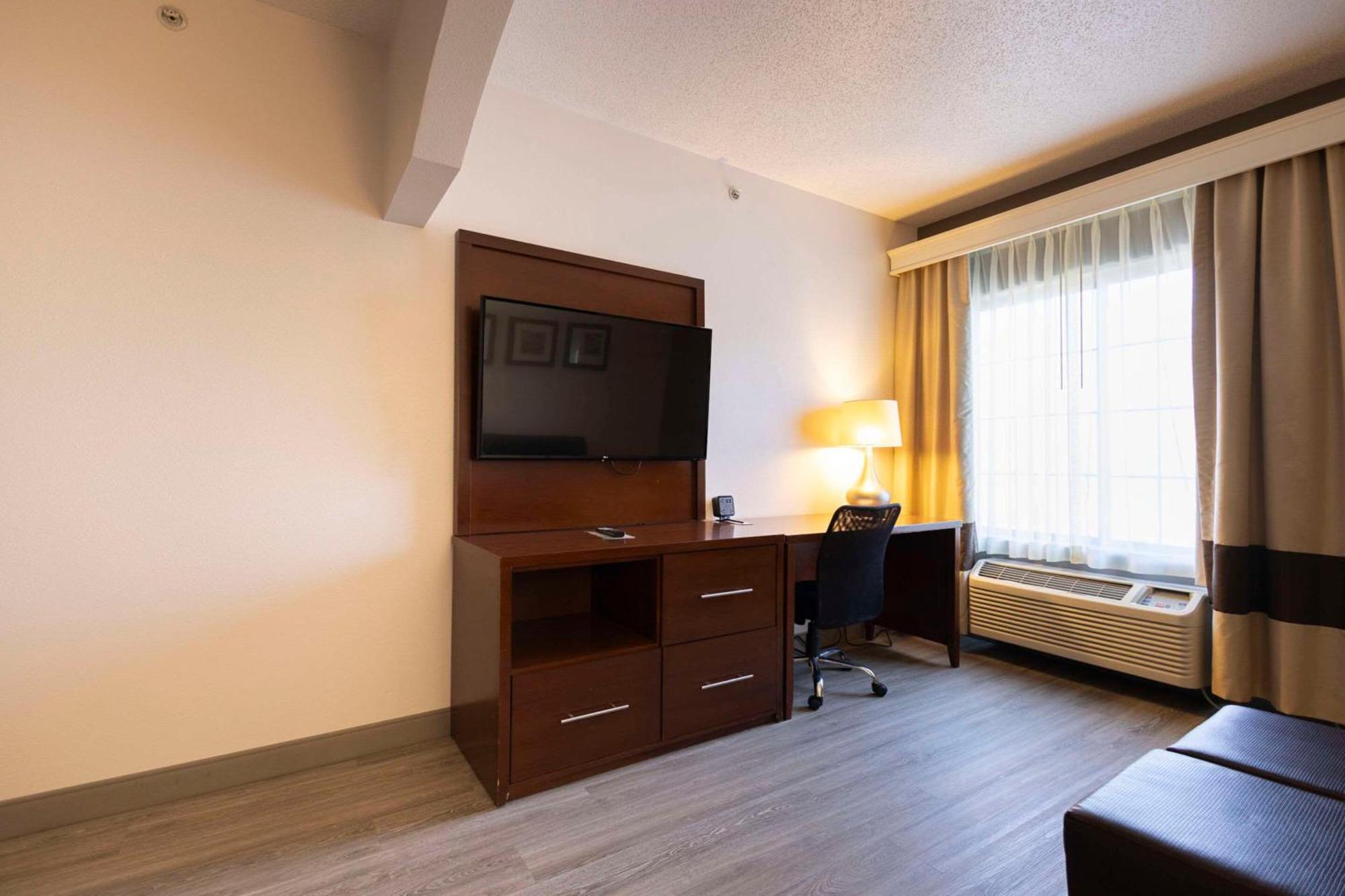 คอมฟอร์ต สวีท สปริงฟิลด์ Hotel ภายนอก รูปภาพ